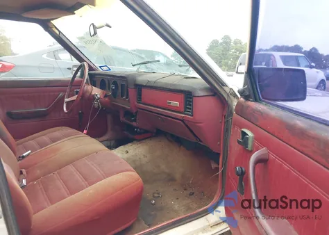 1980 Mercury Zephyr z USA, uszkodzony, nr VIN 0000000X32D628443